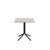 Bord Atlas 1133 700x700x720mm, Hvidpigmenteret eg med sortoliven understel