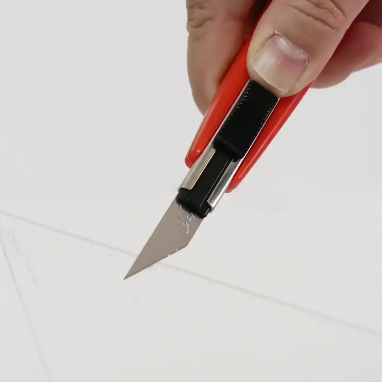 Kniv - NT Cutter - Model M-500P - Rød