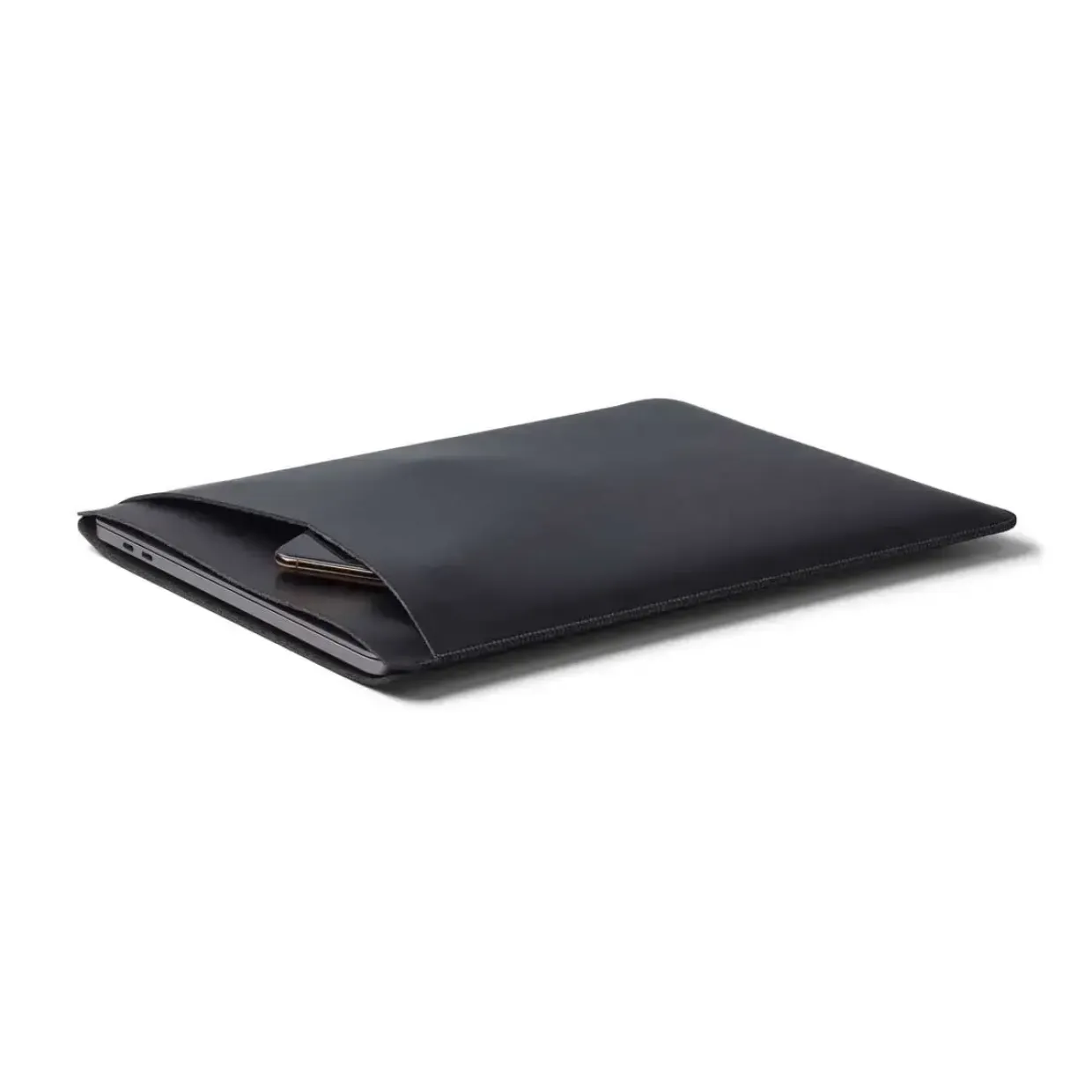 MacBook sleeve Philbert Ultra Slim incl strap 16'' M1 2021 sort