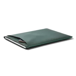 MacBook sleeve Philbert Ultra Slim incl strap 14'' M1 2021 sort