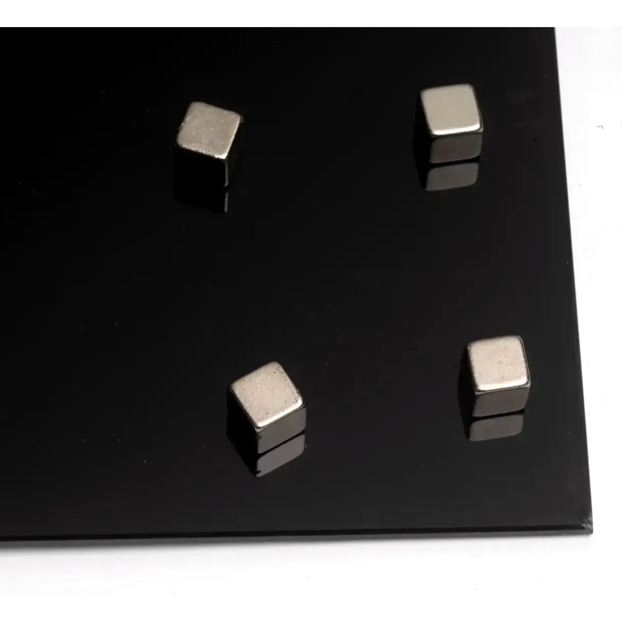 Magneter - Naga firkantede stål - 10 x 10 x 10 mm - 4 stk