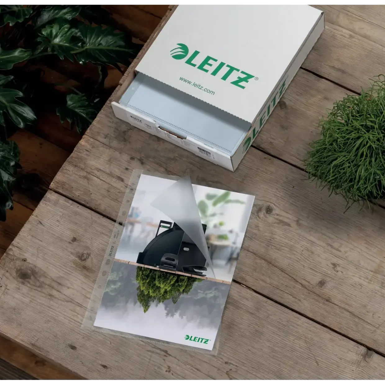 Plastiklommer A4 Leitz med præget overflade 90 my - 100 stk i æske