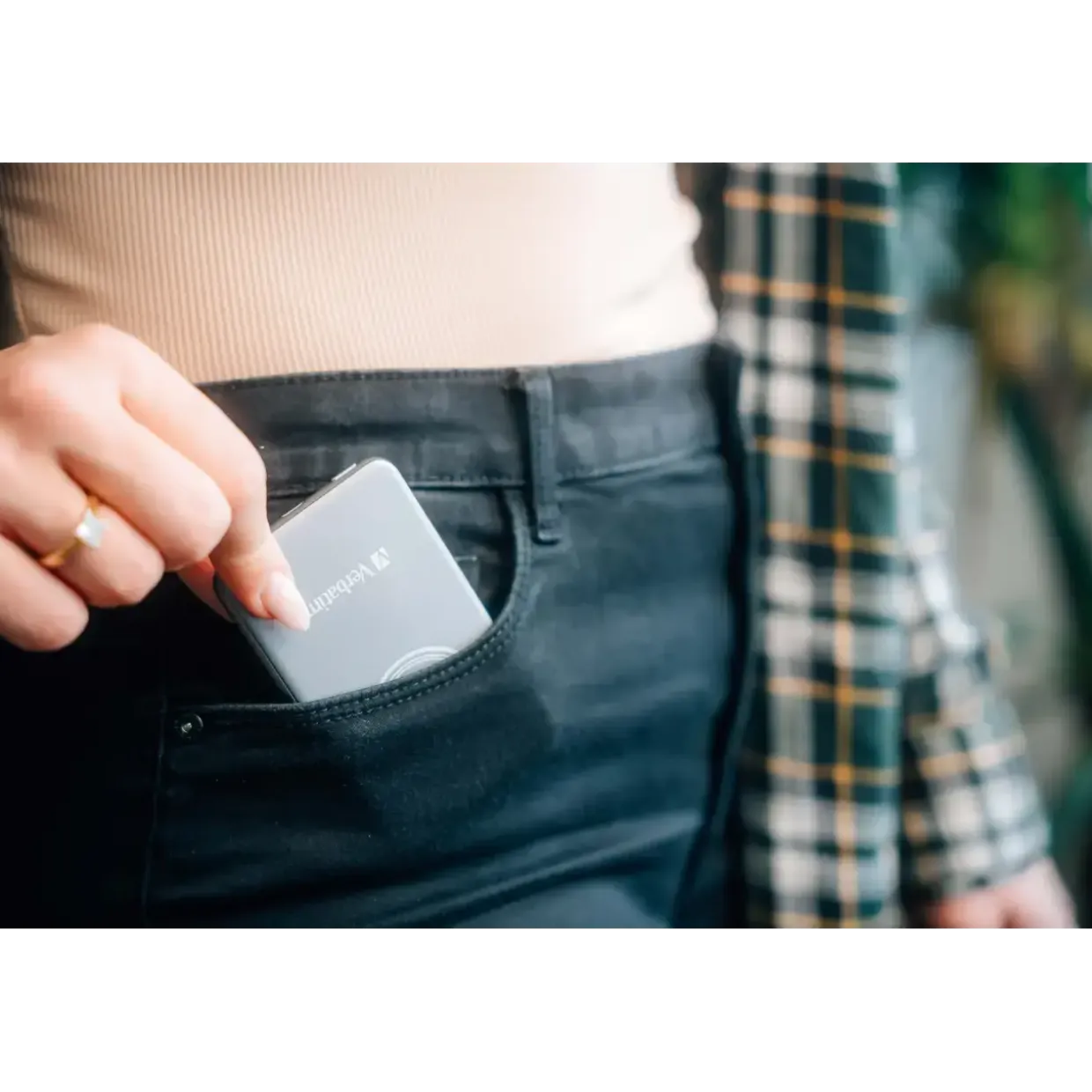 Powerbank Verbatim Charge ´n´ Go Magnetic Wireless 5000, Grey