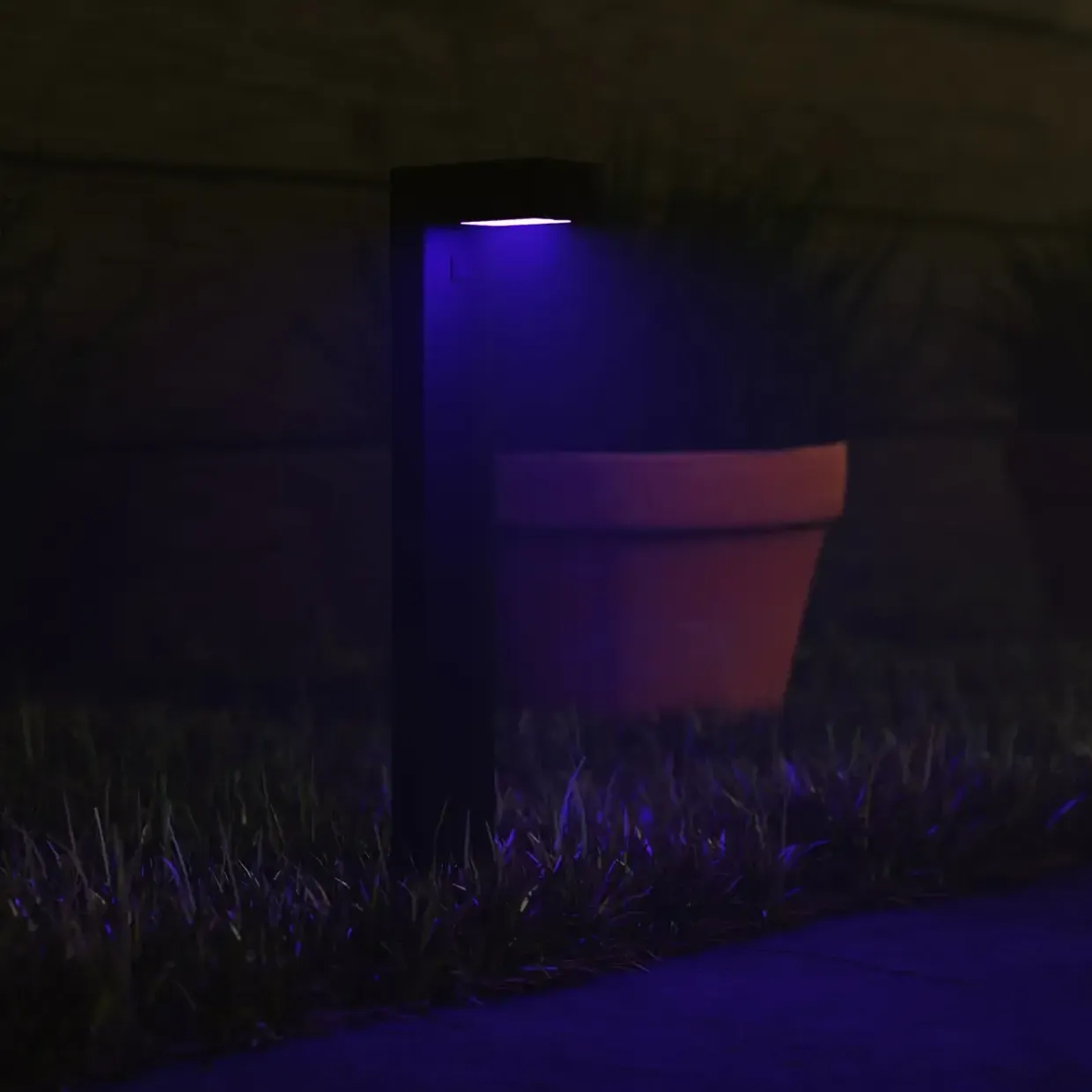 Smart Lampe - Hombli Smart Outdoor Pathway Light - Sort - 3-pak