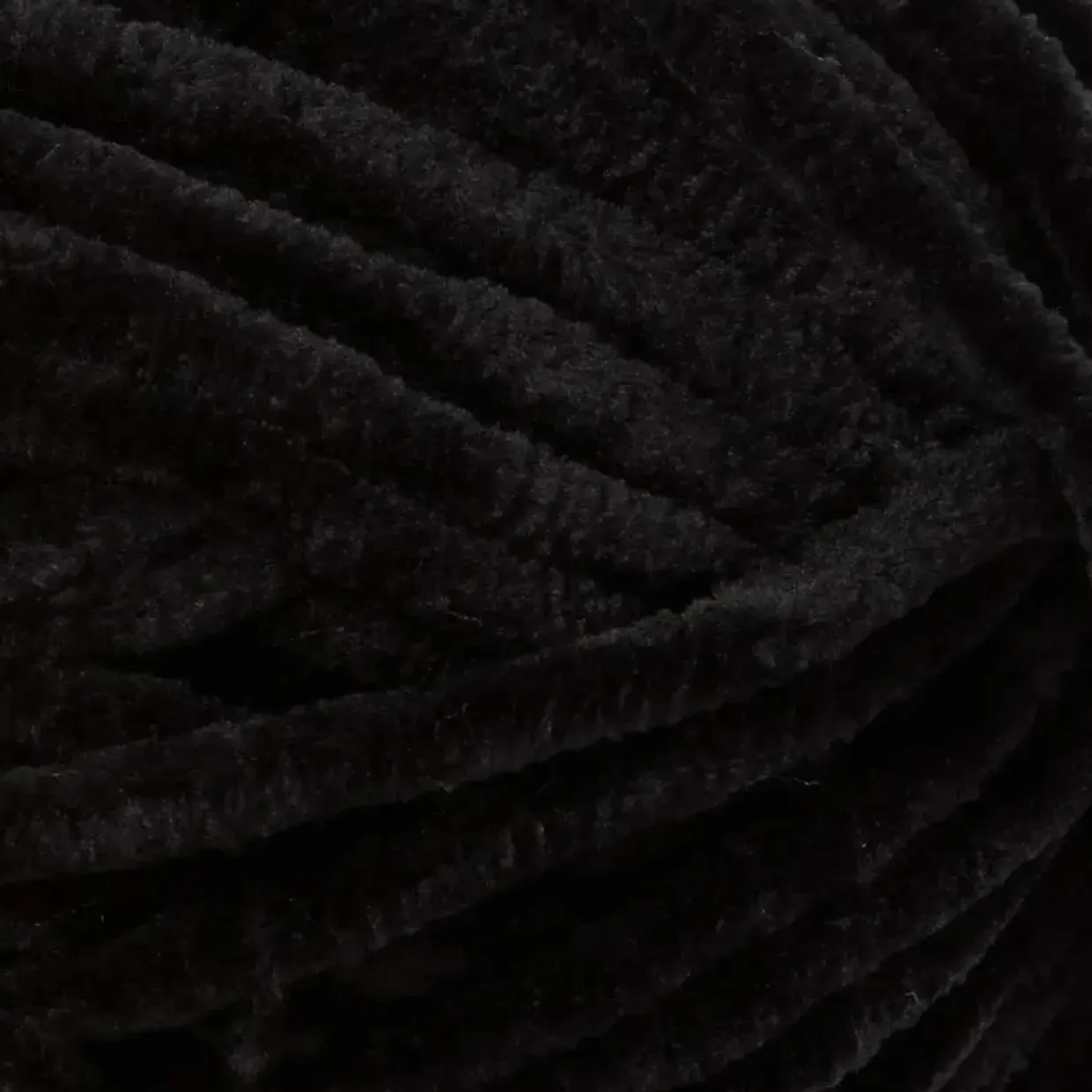 Velourgarn, L: 105 m, pind 5-6, sort, 100 g/ 1 ngl.